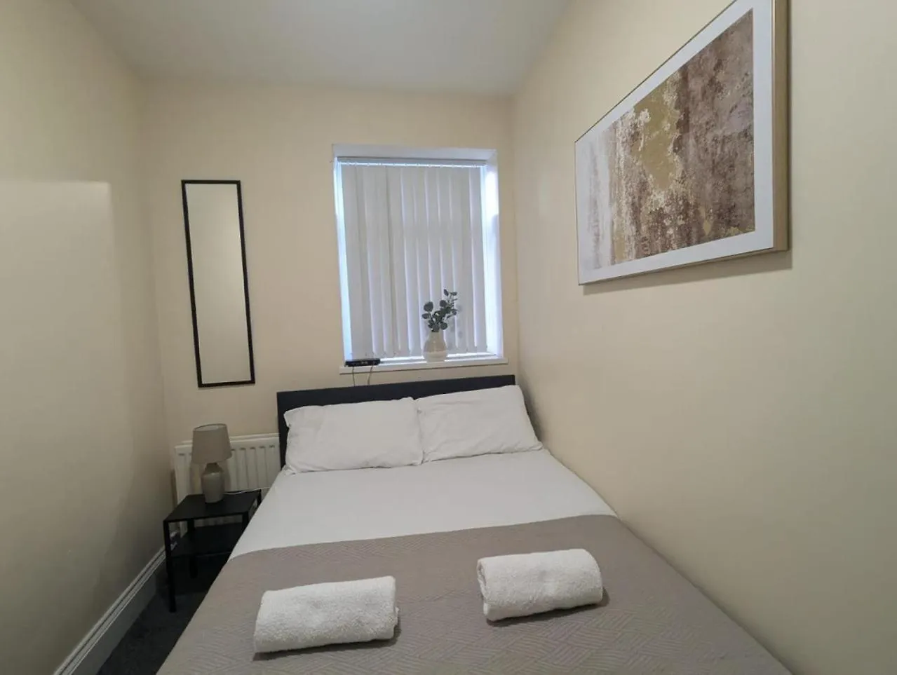 Three Bed Apartment 5 Minutes From City Centre Newcastle upon Tyne